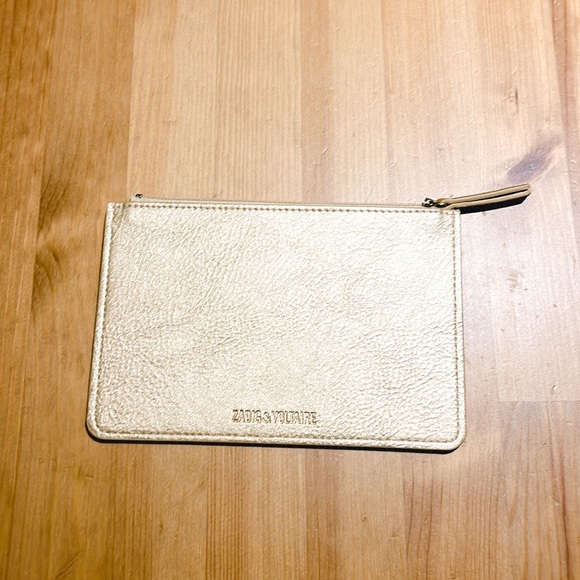 BN Zadig et Voltaire clutch/wristlet. Gold and textured. - Picture 3 of 4